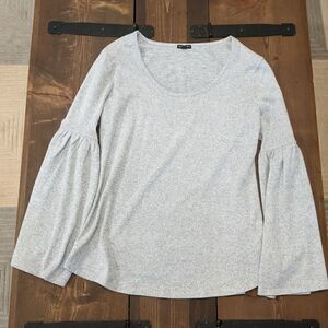 HANNAH Lightweight Grey Bell-Sleeve Sweater Small